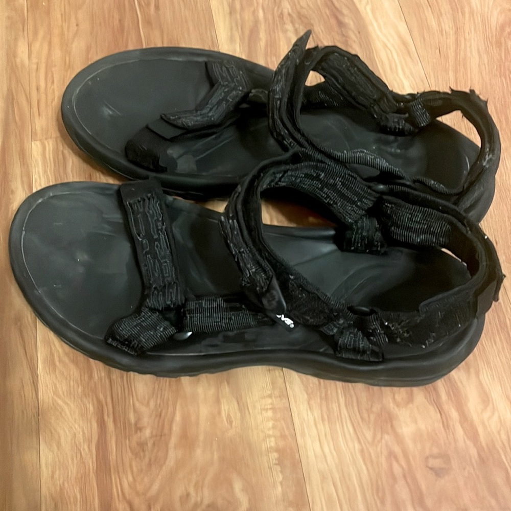 Teva mens sandals size 12